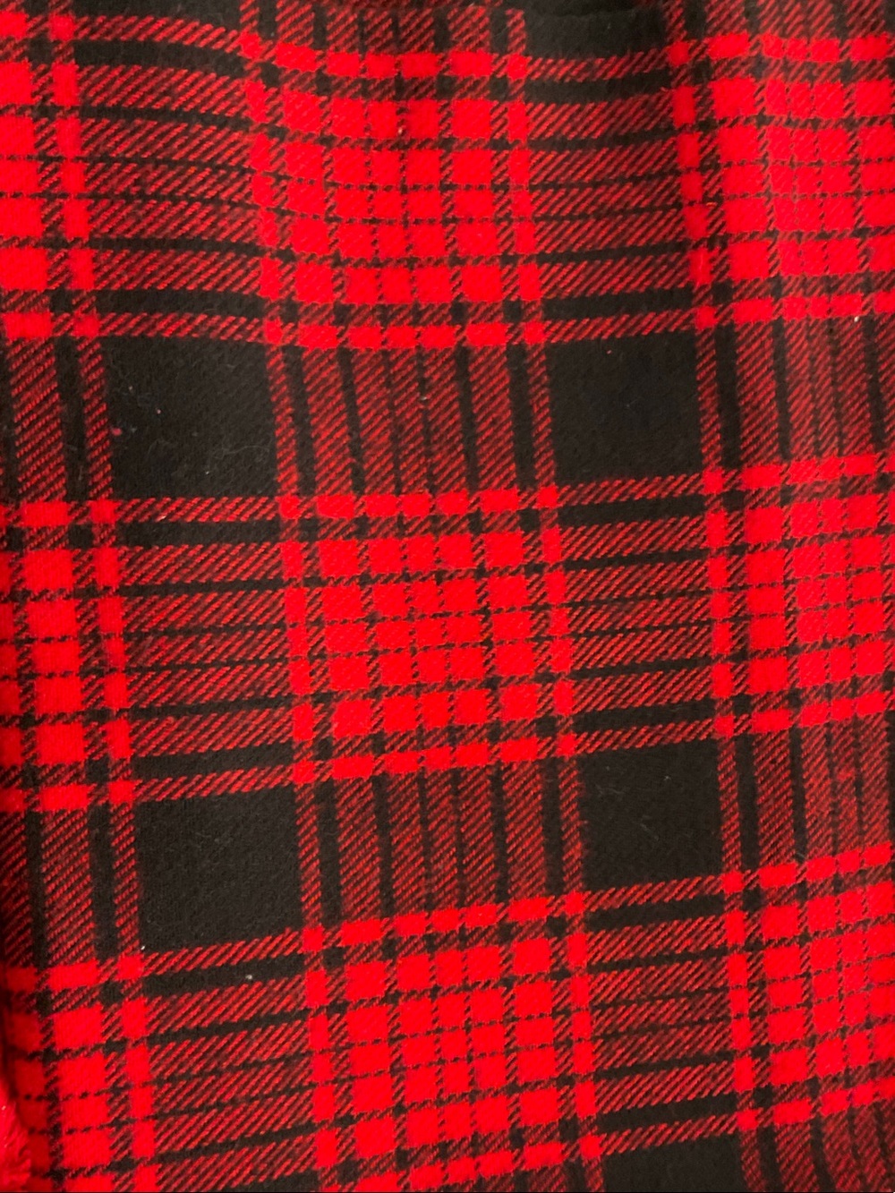 5 Flannel Fabrics of 2 Yards Each - Picture 6 of 6